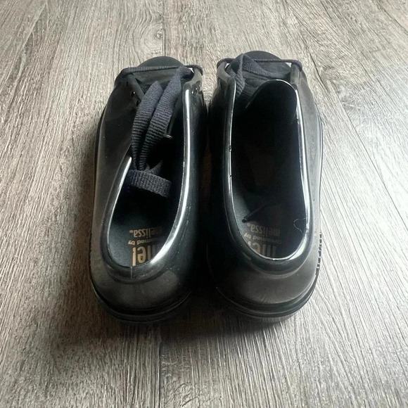 Melissa Lace Up Waterproof “Be” Lace Up Sneaker Black - Picture 8 of 16